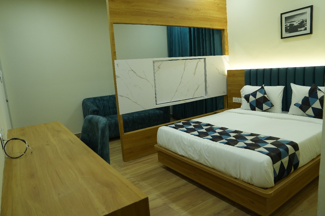 white ridge Room Section 1